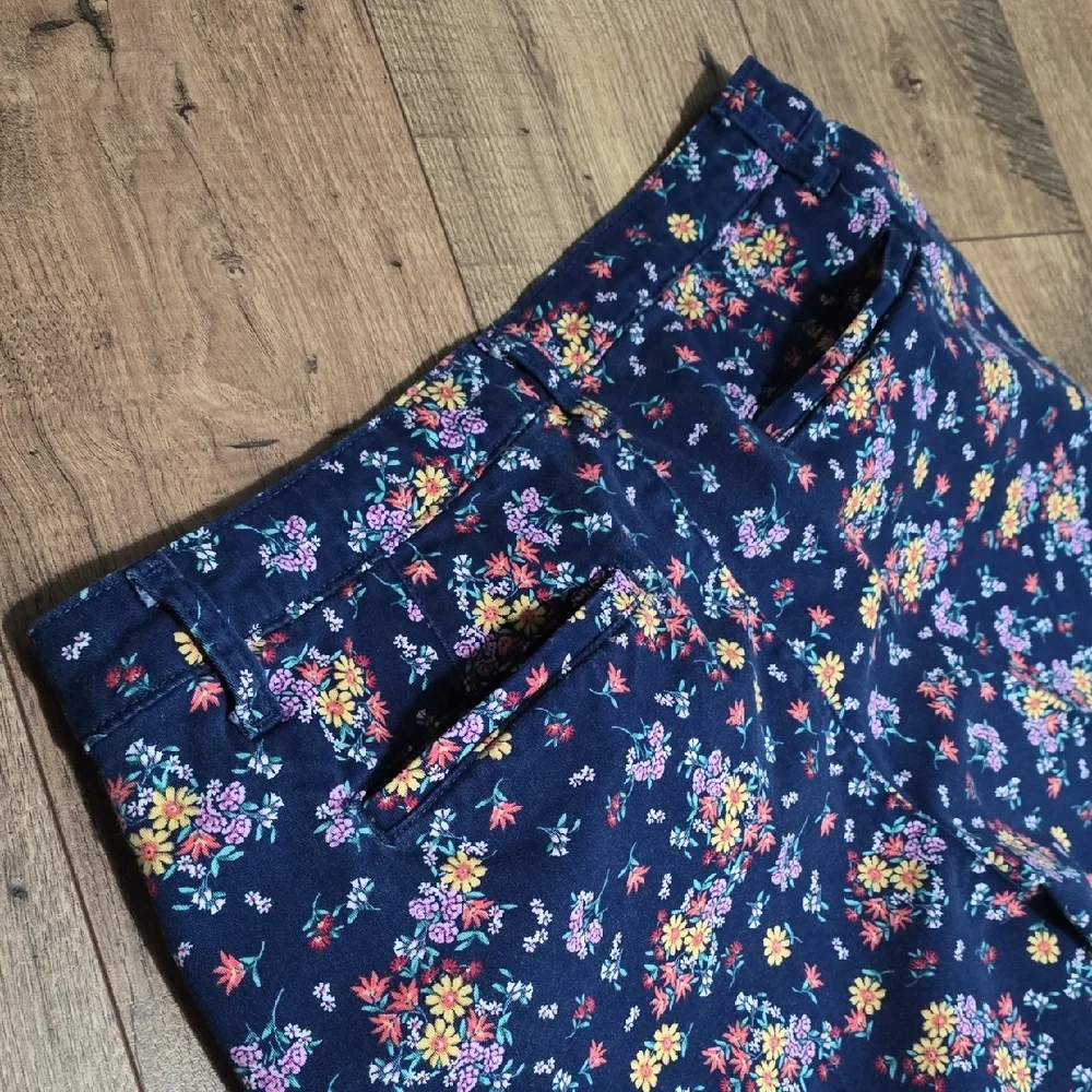St. John's Bay Black High Waist Shorts - Picture 4 of 14